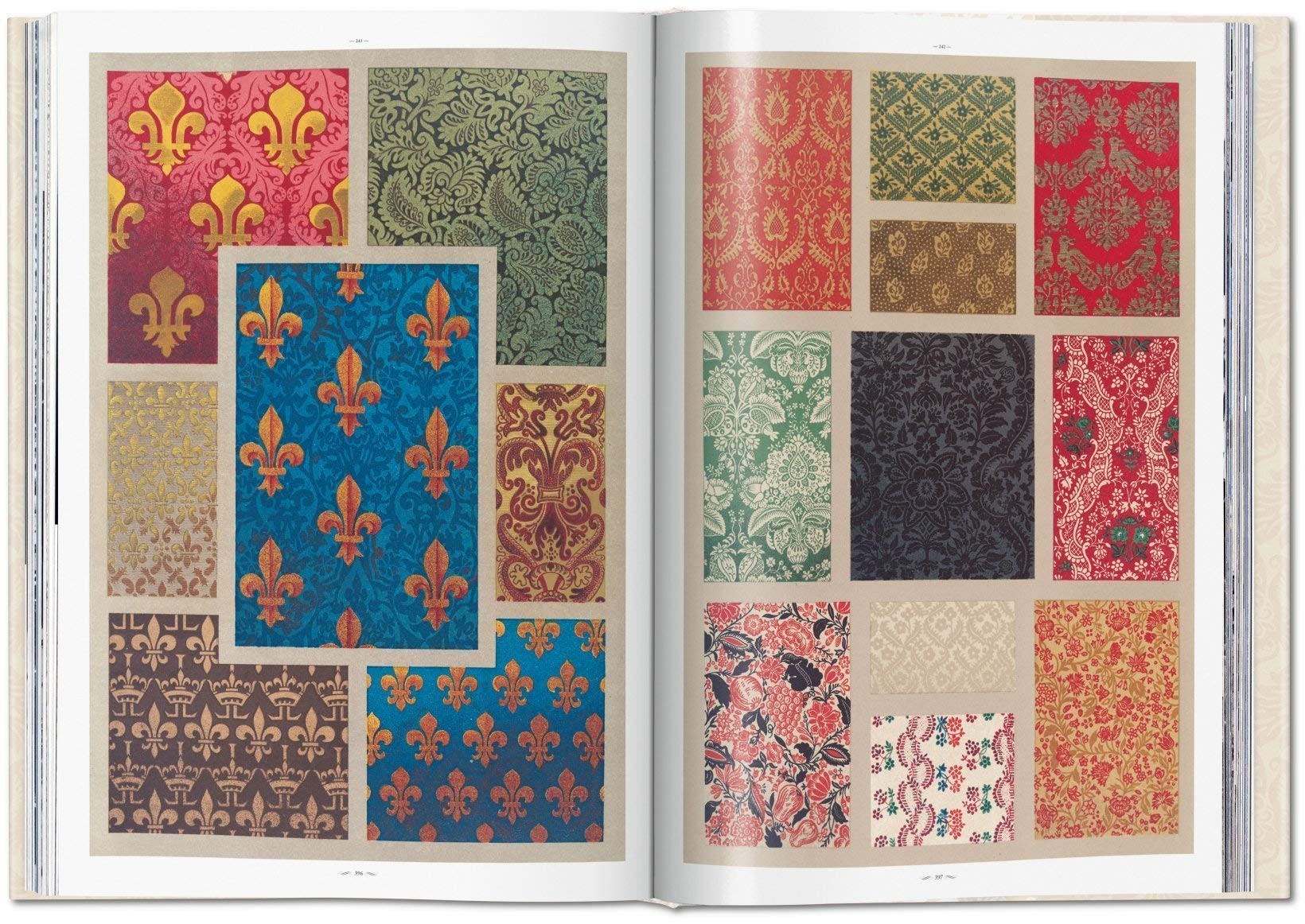 The World of Ornament - XL - Teşvikiye Patika Kitabevi