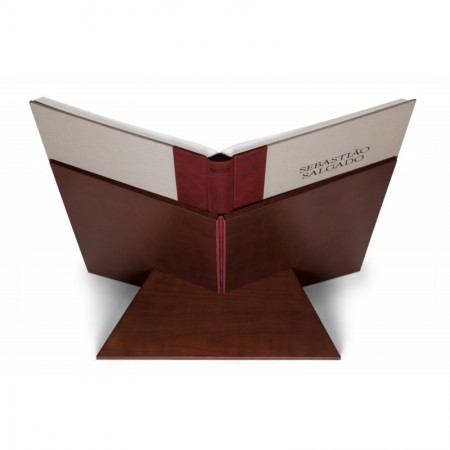 Sebastião Salgado. GENESIS